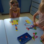 Preschool mathematics: designing from geometric shapes